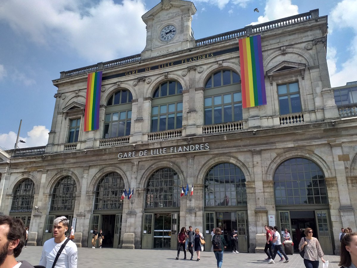 Hello_Lille's tweet photo. #HelloLille #HelloPride Bonne #Pride2019 à toutes et tous ! https://t.co/NnQ5NtCrkD