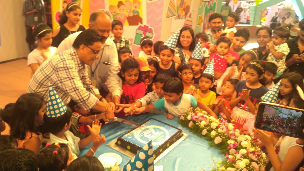shradd_haa's tweet photo. That's is how we do it. #PuneDCturns23 #familyday @MalviyaRajneesh @Joeyogesharmy @nanjappa_bs @pravink70 https://t.co/KVd1ekGIF7