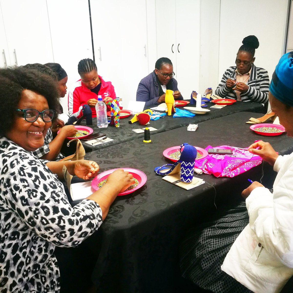 guguboutique's tweet photo. Skills development is a program that helps communities learn specific skills to improve themselves. Today 1st June 2019 we are learning how to BEAD A SHOE 👠 #craftproduction . The smile says all. #gugumobileboitique

Next class do contact 📞071 5005830 https://t.co/SzSEqXPuXQ