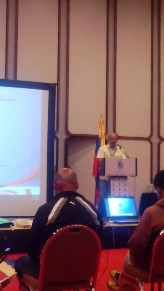 unefavidi's tweet photo. Participación del @unefavidi en el ultimo día del 1er Congreso Nacional de Seguridad Social 2019, donde se realizaron mesas de trabajo para general diferentes propuestas,con el fin de solventar las problemáticas en cuanto a la seguridad social de la población venezolana https://t.co/Zpa9ourGdf