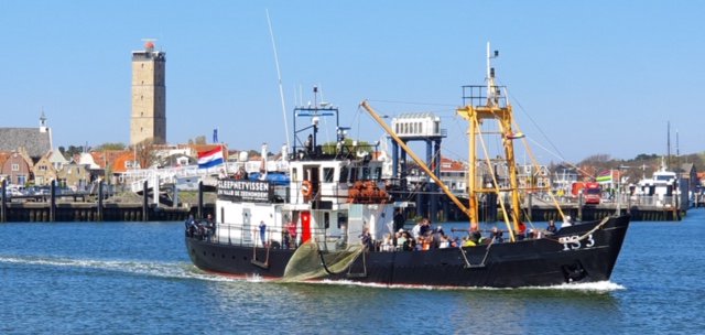 RonalddeJong2's tweet photo. #Terschelling zondag 2 juni varen we om 12:00 uur uit! Garnalenvissen en naar de #zeehonden met de TS3-Viking 06 1026 3889 of boek via @terschellingvvv https://t.co/UqzyweqCwX