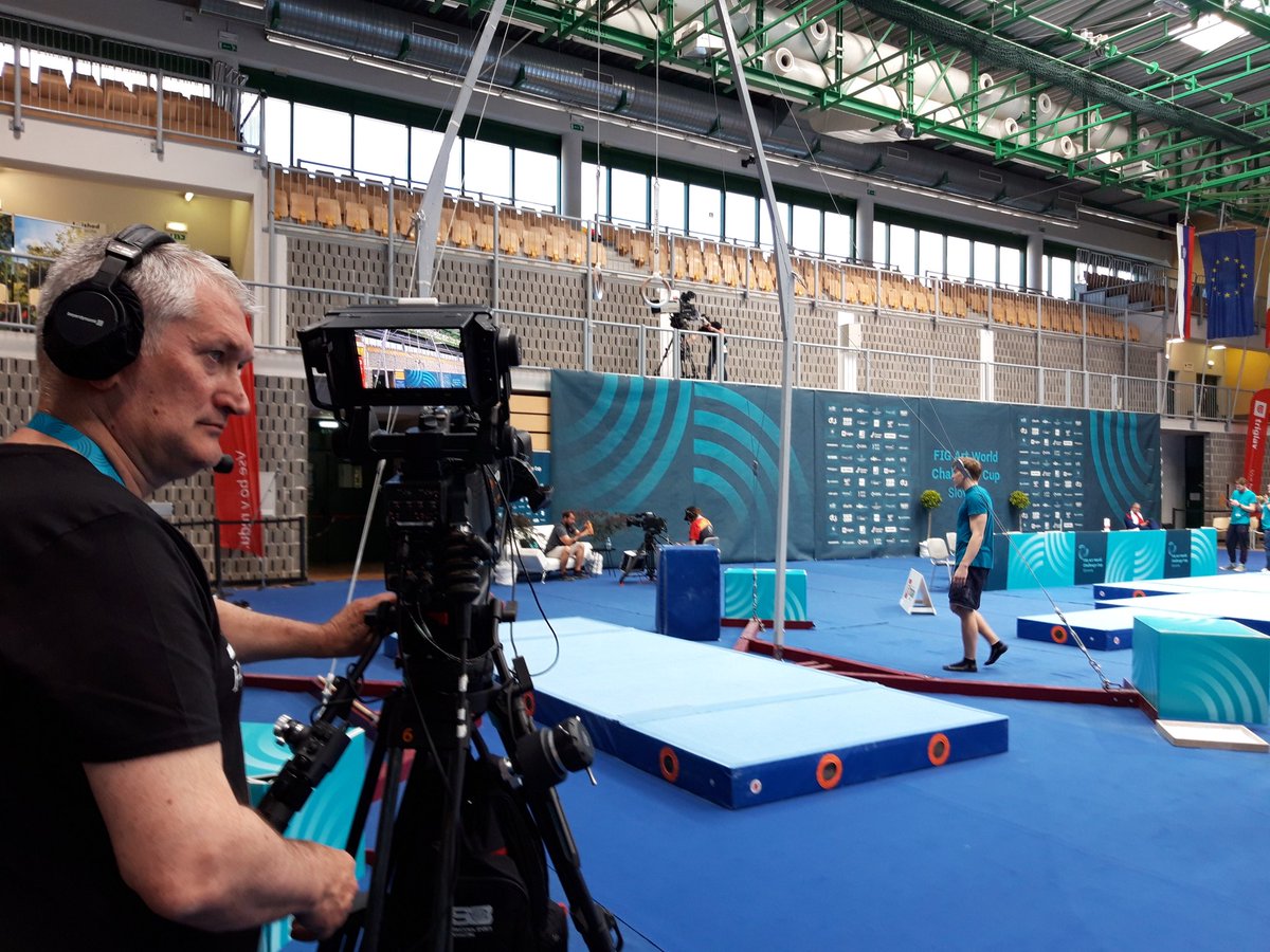 TVSLOsport's tweet photo. V Kopru je vse pripravljeno na začetek svetovnega pokala v orodni telovadbi. Finalne nastope, tudi s  #Belak, #Kysselef in #Pavlica, bosta tokrat za vas pospremila @MihaMisic in Dejan Jovanovič @Gimnastika_si ... od 16.10 tudi na #tvslo2 https://t.co/iKdAL4Edoz