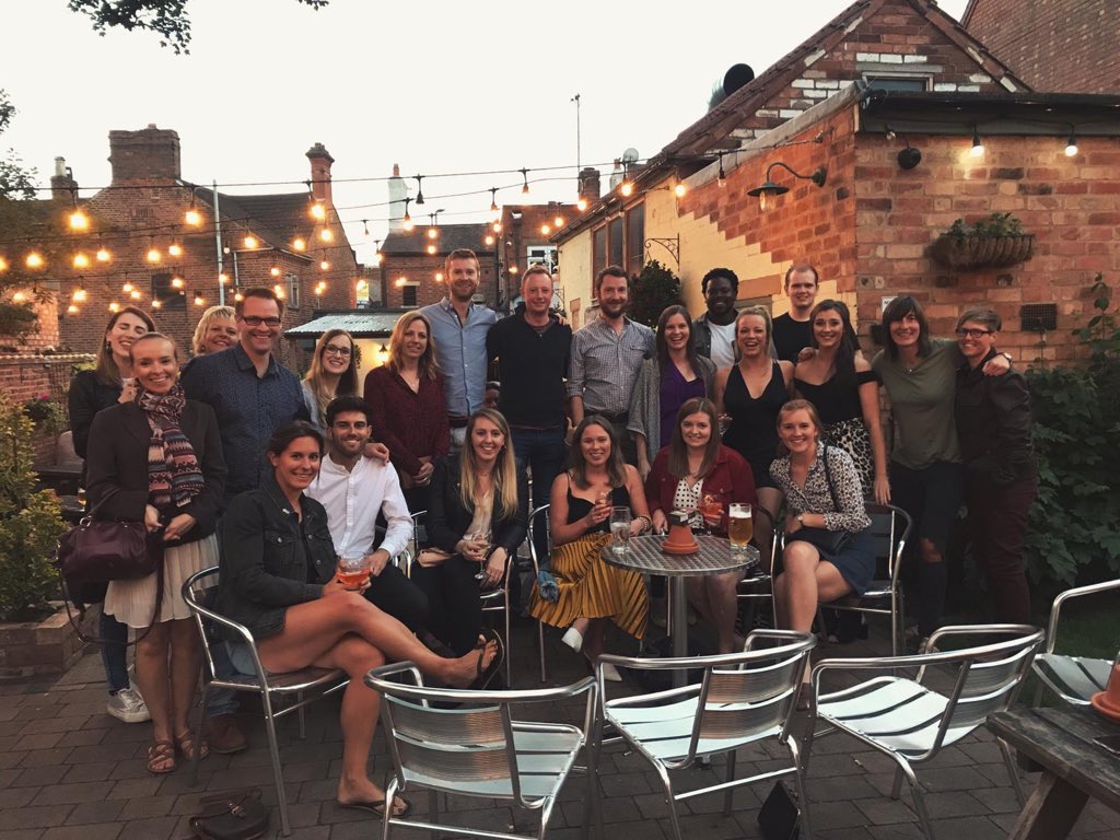 JennyCVincent's tweet photo. Absolutely love this photo @BritTri past and present dream team - such an exceptional group of people! #oneteam #nextstopleeds https://t.co/r0Oq4JIPEs