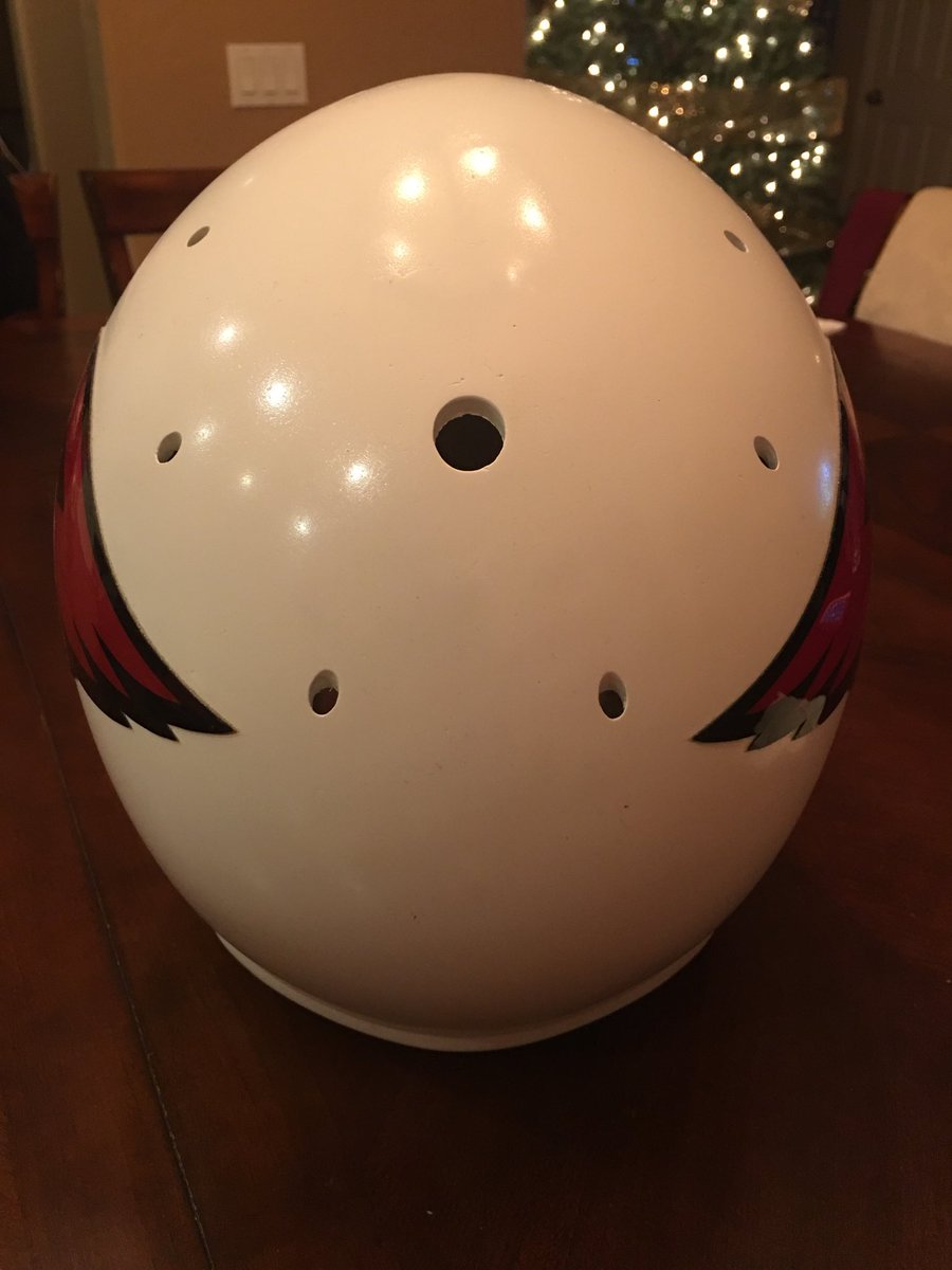 ban1helmetnfl's tweet photo. A closer look at the Cardinals helmet I made for my nephew out in AZ. #cardinals #ban1helmetnfl #nflthrowbacks #nfl https://t.co/6Qq5UOuL8c