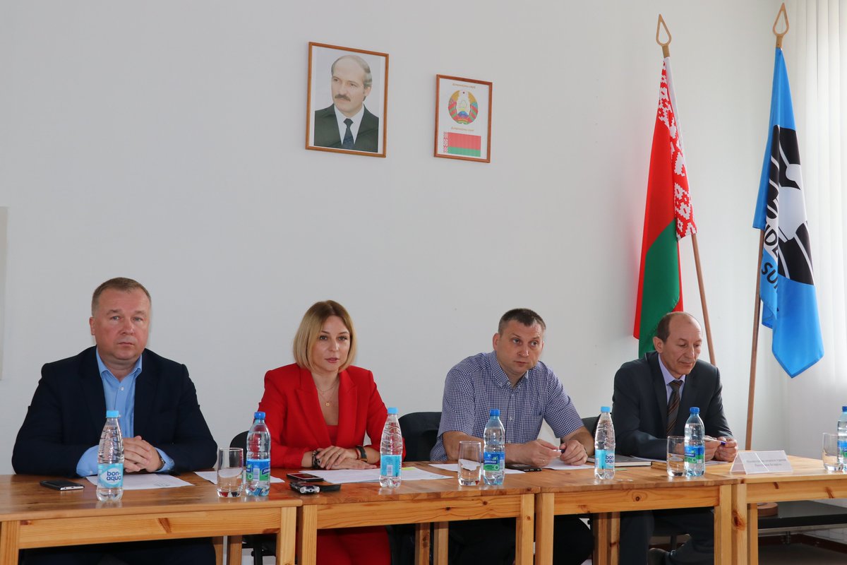 With Sorokina, #Belarus rapidly became one of the most active #chess federations in the world. In the last 2 years, BCF organized two World Cadet Championships, developed Chess in Schools program. #WorldCup 2021 &amp; #ChessOlympiad 2022 will be held in the country's capital Minsk.