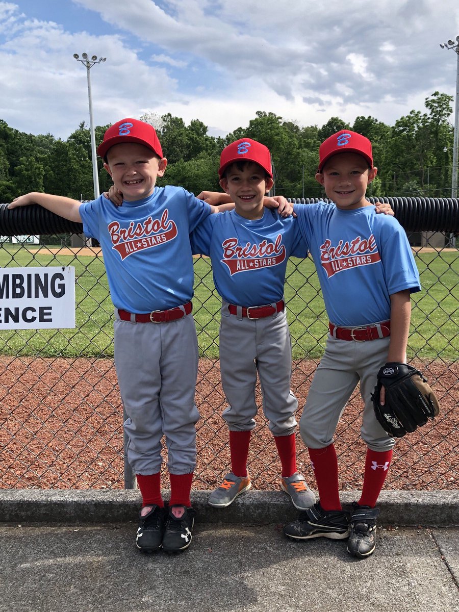 Sbradley76's tweet image. Baseball makes these boys smile 😊