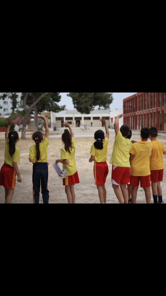 Snaps from our activities: waving to the Sun from Jupiter: when building a model (to scale) of our solar system where the Earth is the size of a peppercorn Jupiter is pretty far from the Sun #astro4peace