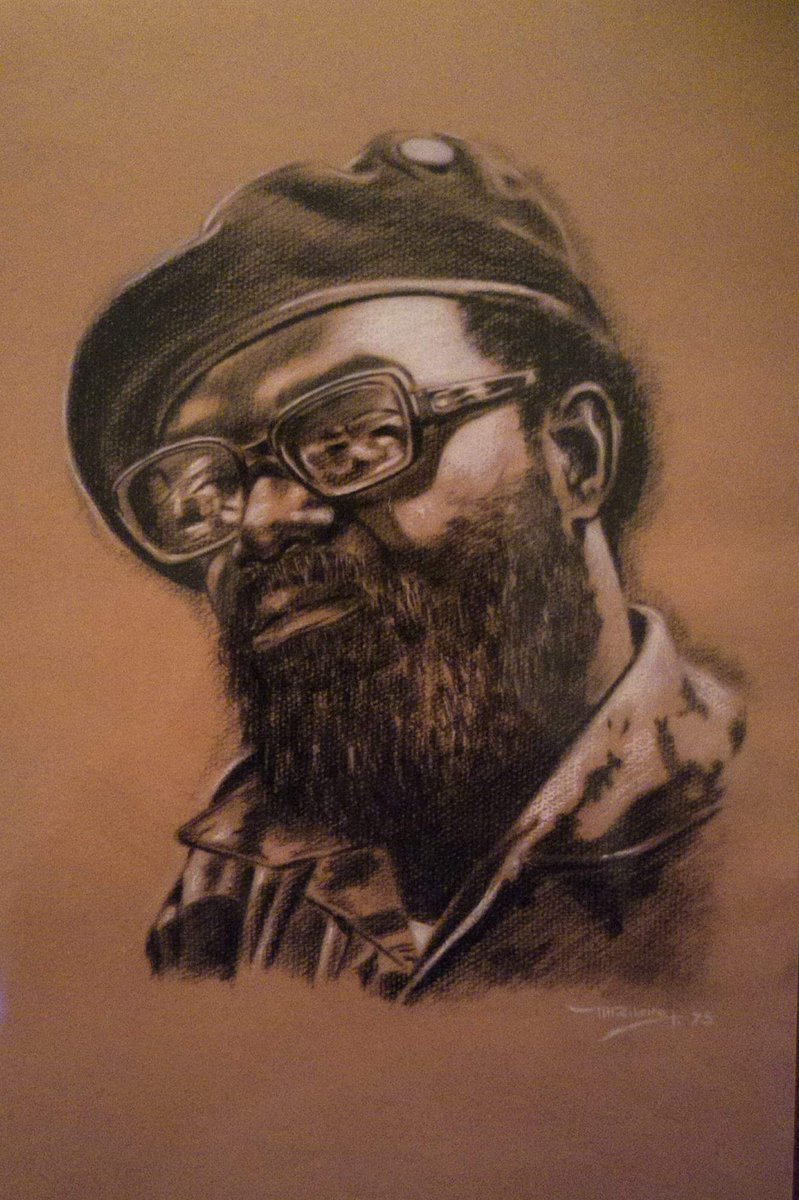 LimaNuno's tweet photo. Artista: Mendes Ribeiro
Técnica: Carvão sobre papel
Estilo: Realismo
Título: Jonas Malheiro Savimbi
Ano: 1975
Nuno de Lima Pimentel Collection https://t.co/u4J9YTMvii