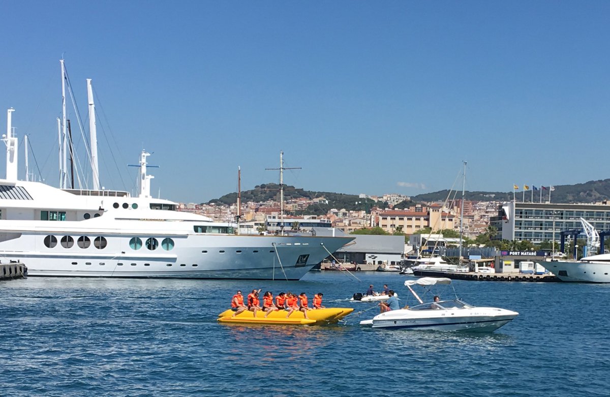 marccabot1's tweet photo. Festa al port, activitats i demostracions #mataro https://t.co/Awx55CNXCo