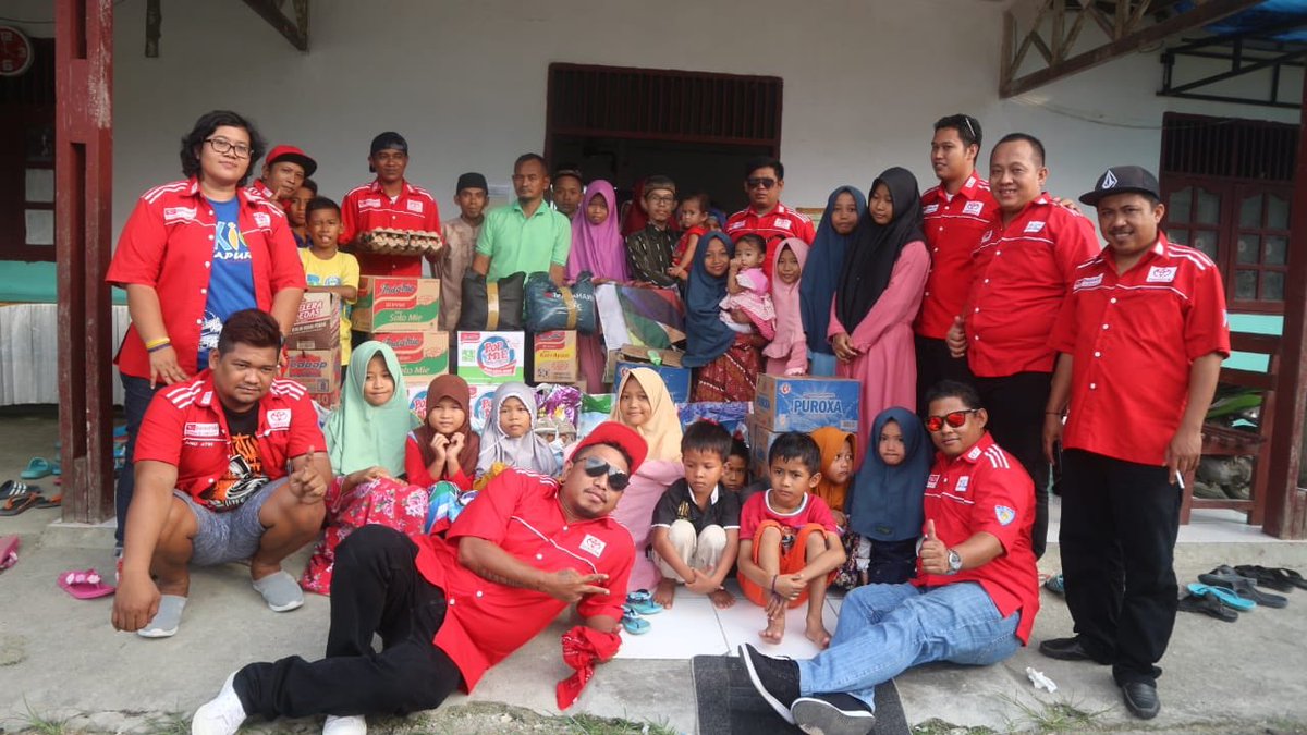 AXICinfo's tweet image. #axicjayapura bukber dan berbagi di panti asuhan @muhammadiyah Arso 10 Jayapura smg barokah .. amin 🙏🏼❤️ #axicnyaberbagi #axicnyaramadhan #axicfantast15 #axicnusantara #oneaxiconefamily #axickeren