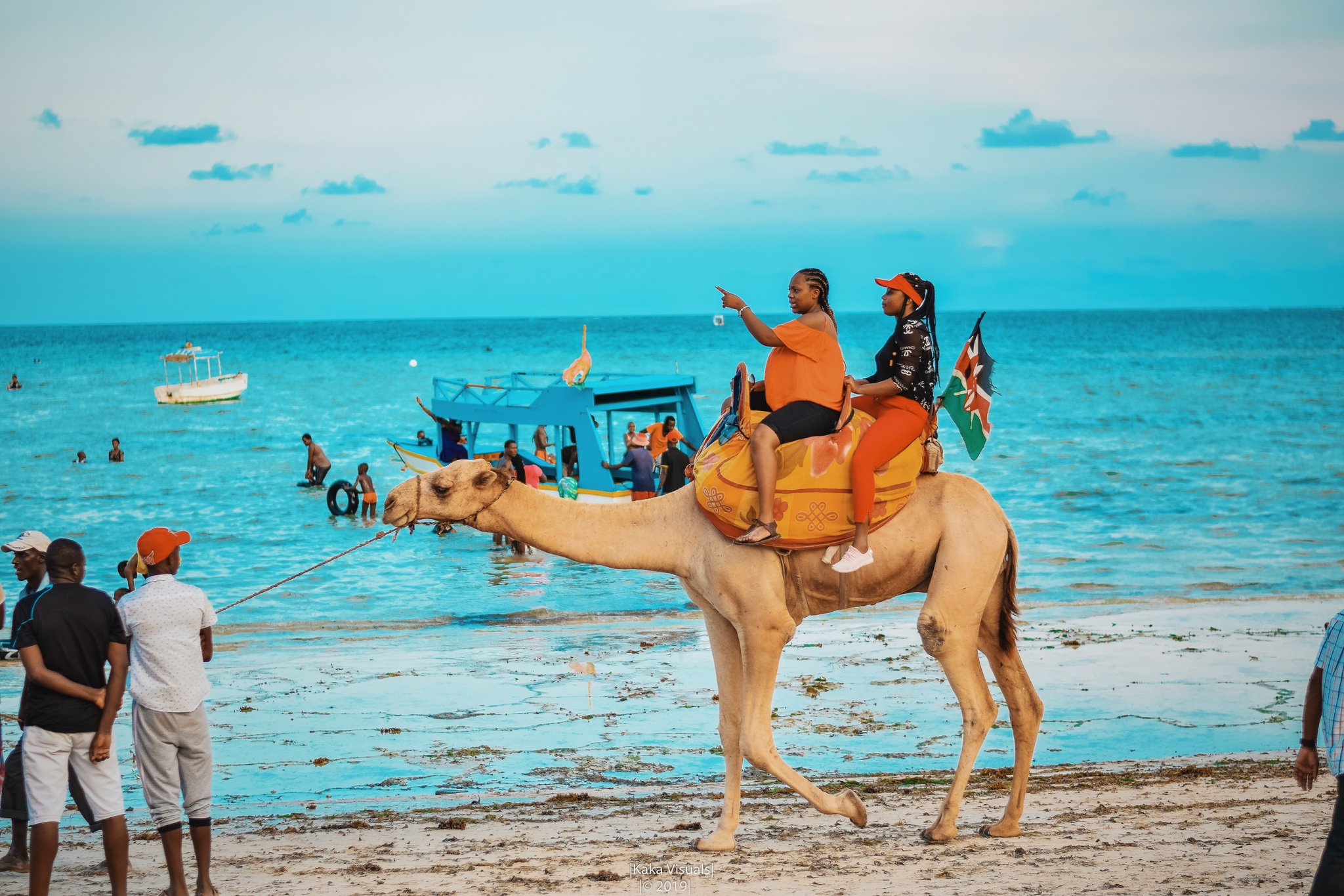 Kaka Babu on X: "Jomo Kenyatta Public Beach, Mombasa Photos by @kakavisuals  https://t.co/mFmGXYeUp4" / X