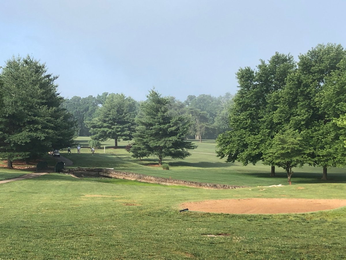 GolfBGKY's tweet photo. Another group of photos from am round of 2019 Walker Memorial. #walkerrock https://t.co/w0T13AwwOh