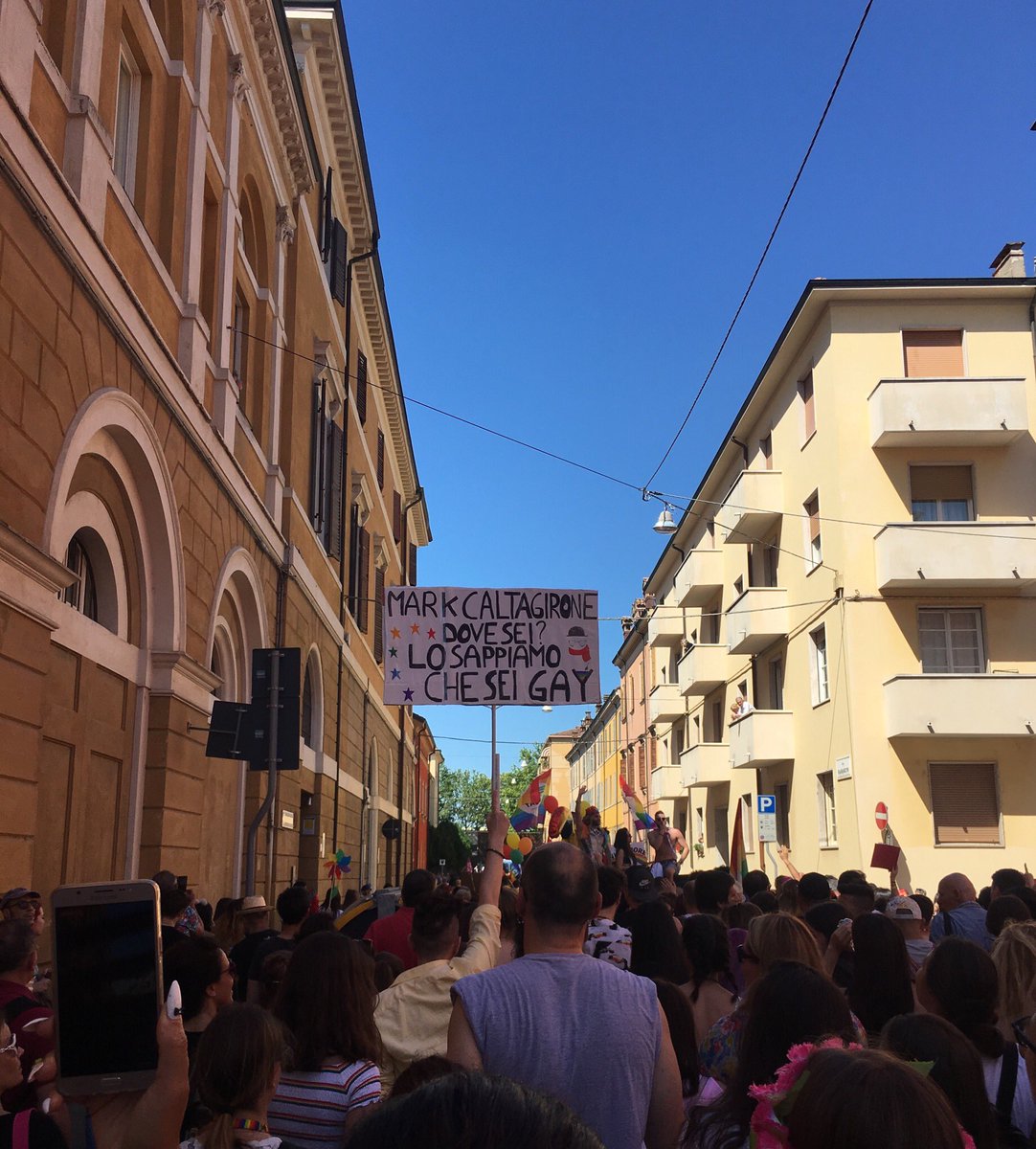 Righetto01's tweet image. DIRETTAMENTE DAL PRIDE DI MODENA IO URLO #ModenaPride