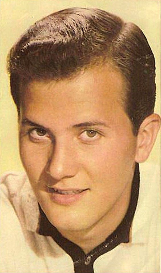 Happy 85th birthday to Pat Boone, born on this date in 1934. 