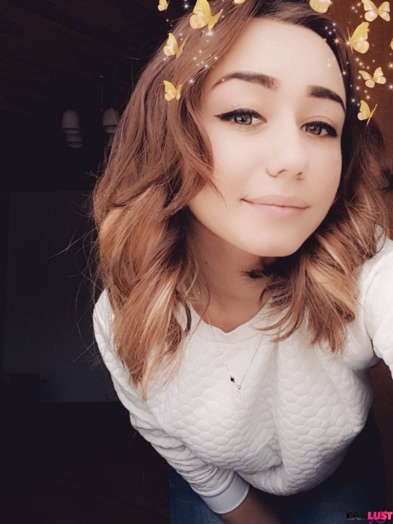 CamLustcom's tweet photo. Don't have webcam chat with the windows open. Love may be blind but the neighbors aren't.

Join Eva on #camlust https://t.co/hr4cqj0Dft …

#livechatgirls #livestream #lovegirl #beauty #beautifulgirls #videos #cam https://t.co/EEncuw0lLi