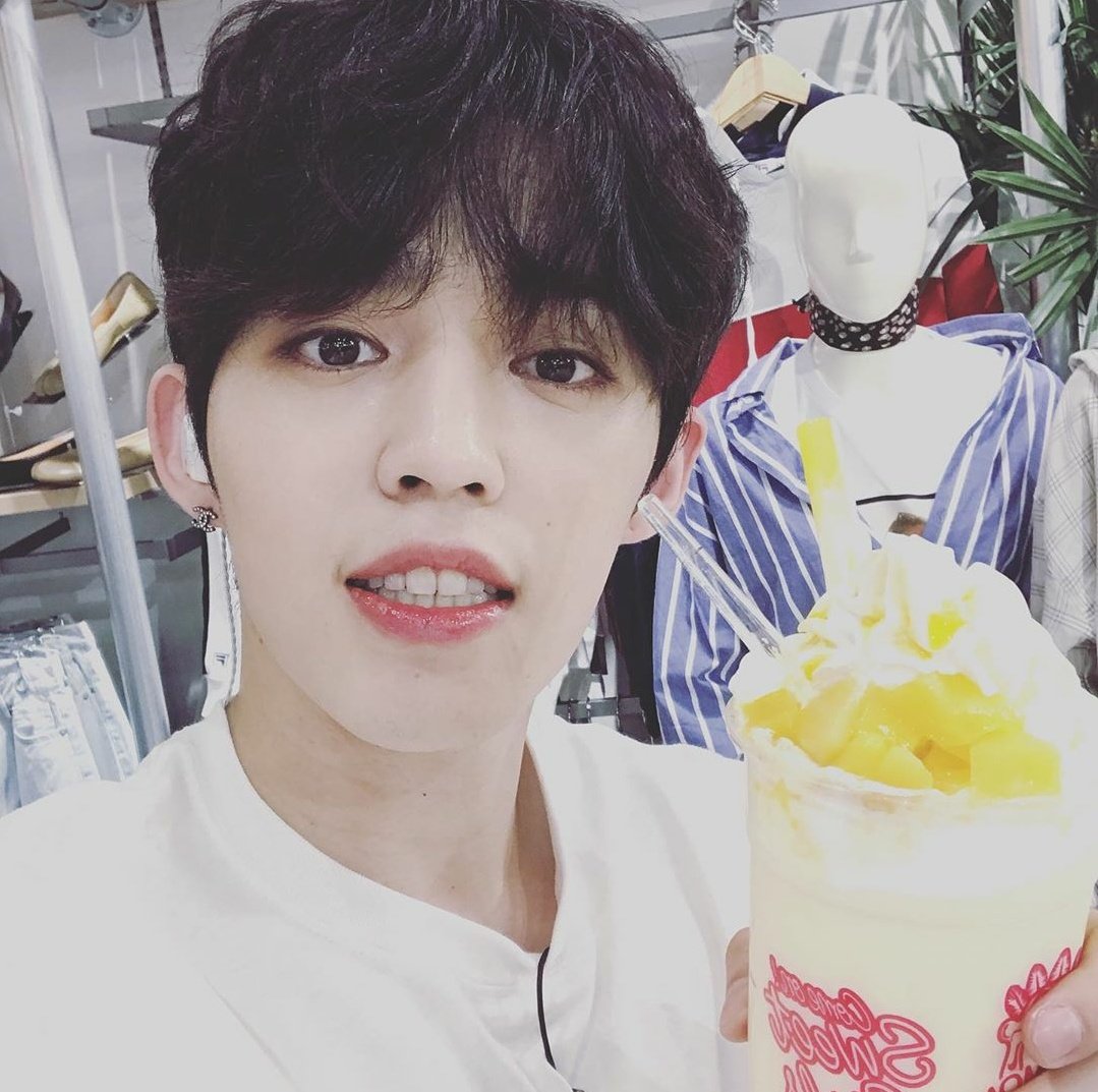 AtchiiiKotchiii's tweet photo. abemaTV 
Instagram（kpop_abematv）

#SEVENTEEN #SCOUPS #JEONGHAN #JOSHUA #세븐틴 #에스쿱스
#정한 #조슈아 https://t.co/oZHkhIYVZa