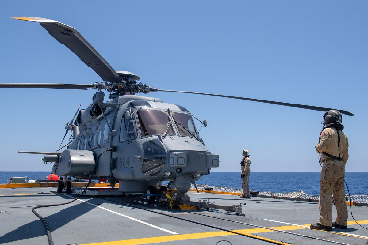 RCAF_ARC's tweet image. Canada has concluded #OpARTEMIS, @CanadianForces contribution to counter-terrorism and maritime security operations in Middle Eastern and East African waters. Read more: rcaf-arc.forces.gc.ca/en/article-tem… #RCAF #RCAFProud #OurForces