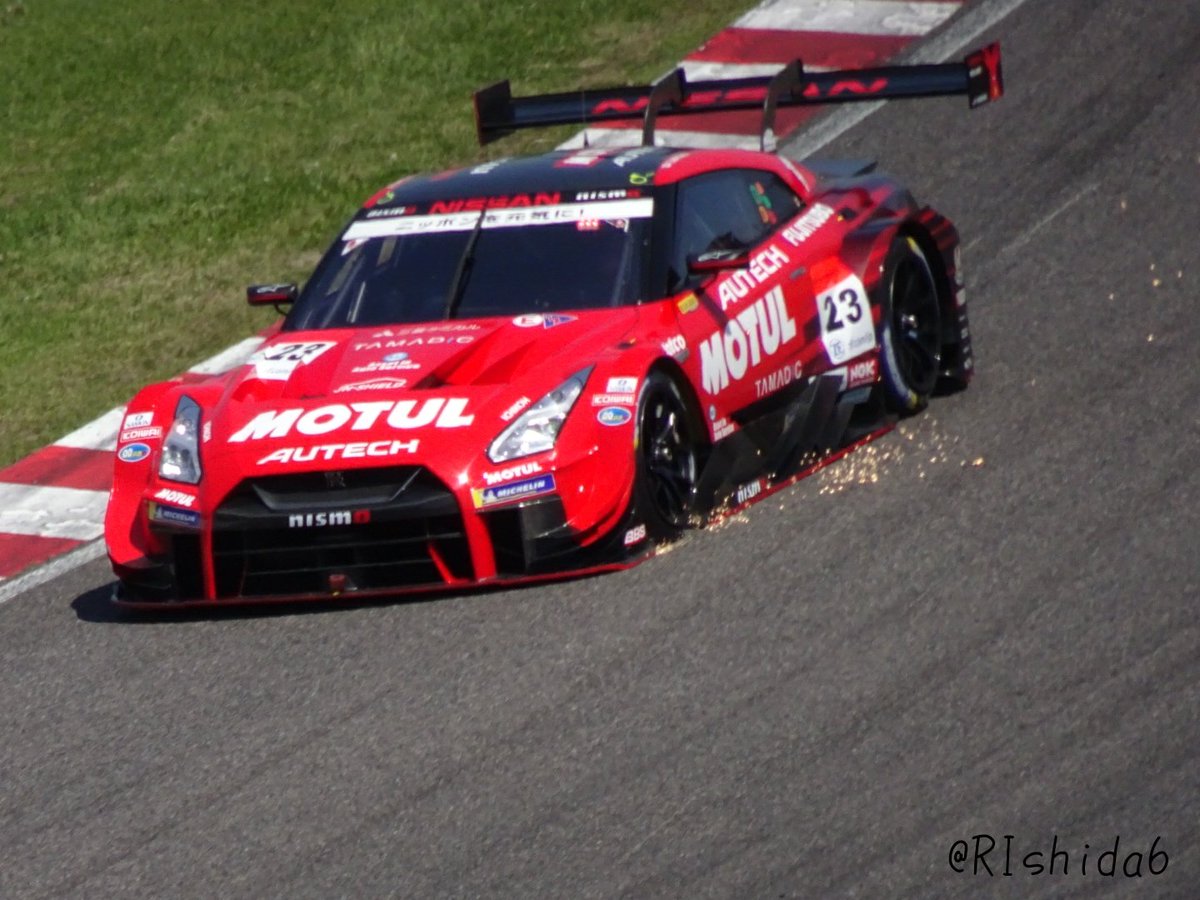 レーシングカーの方程式 赤いマシン = カッコいい パート2 #SuperGT