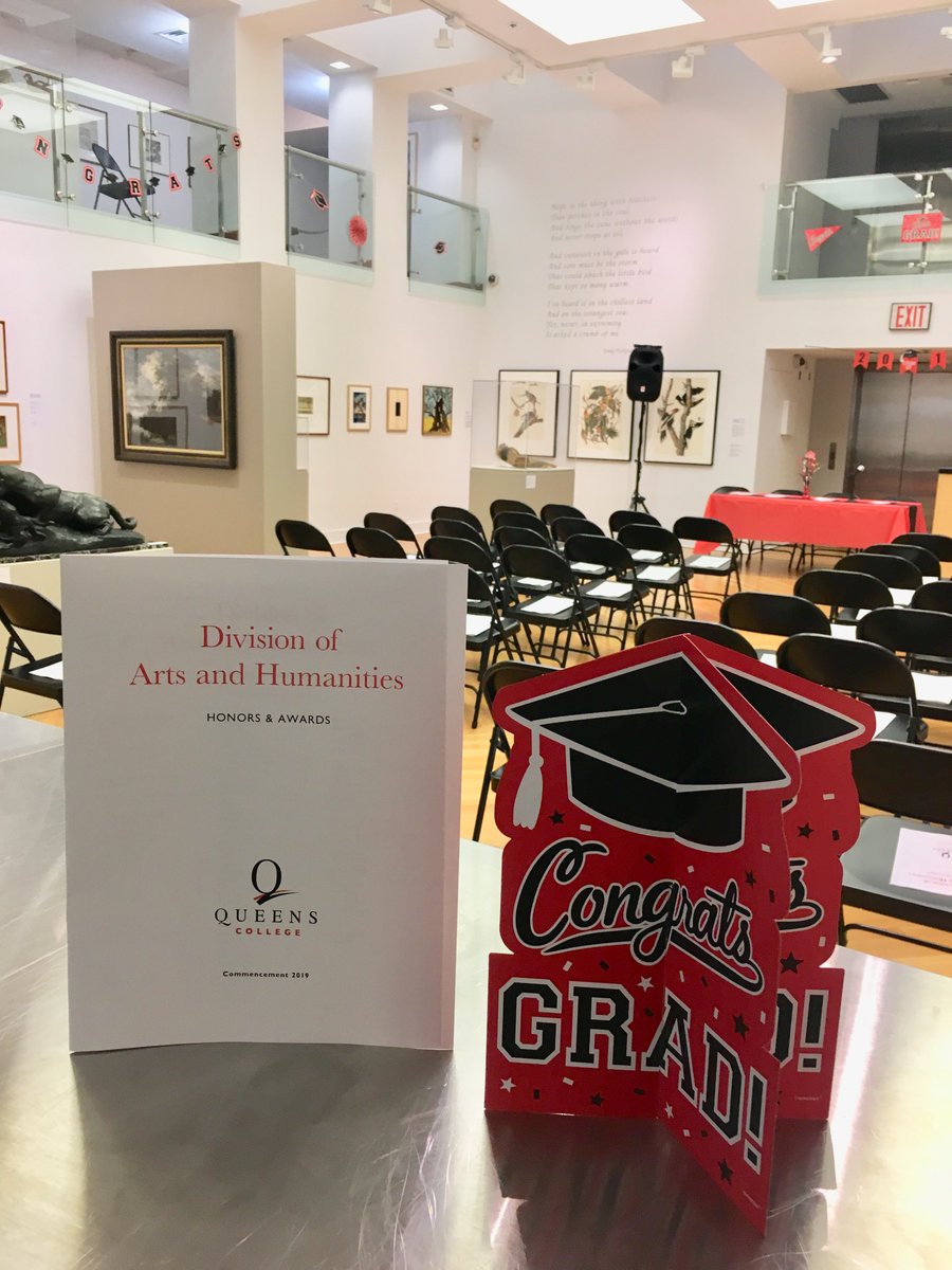 GodwinTernbach's tweet photo. Congratulations Class of 2019!
May your future be bright and colorful.
We wish you all the best! #gtmuseum #museum #art #education #Queens #CUNY #KCA #event #graduation https://t.co/2Gg0ZTCaaW