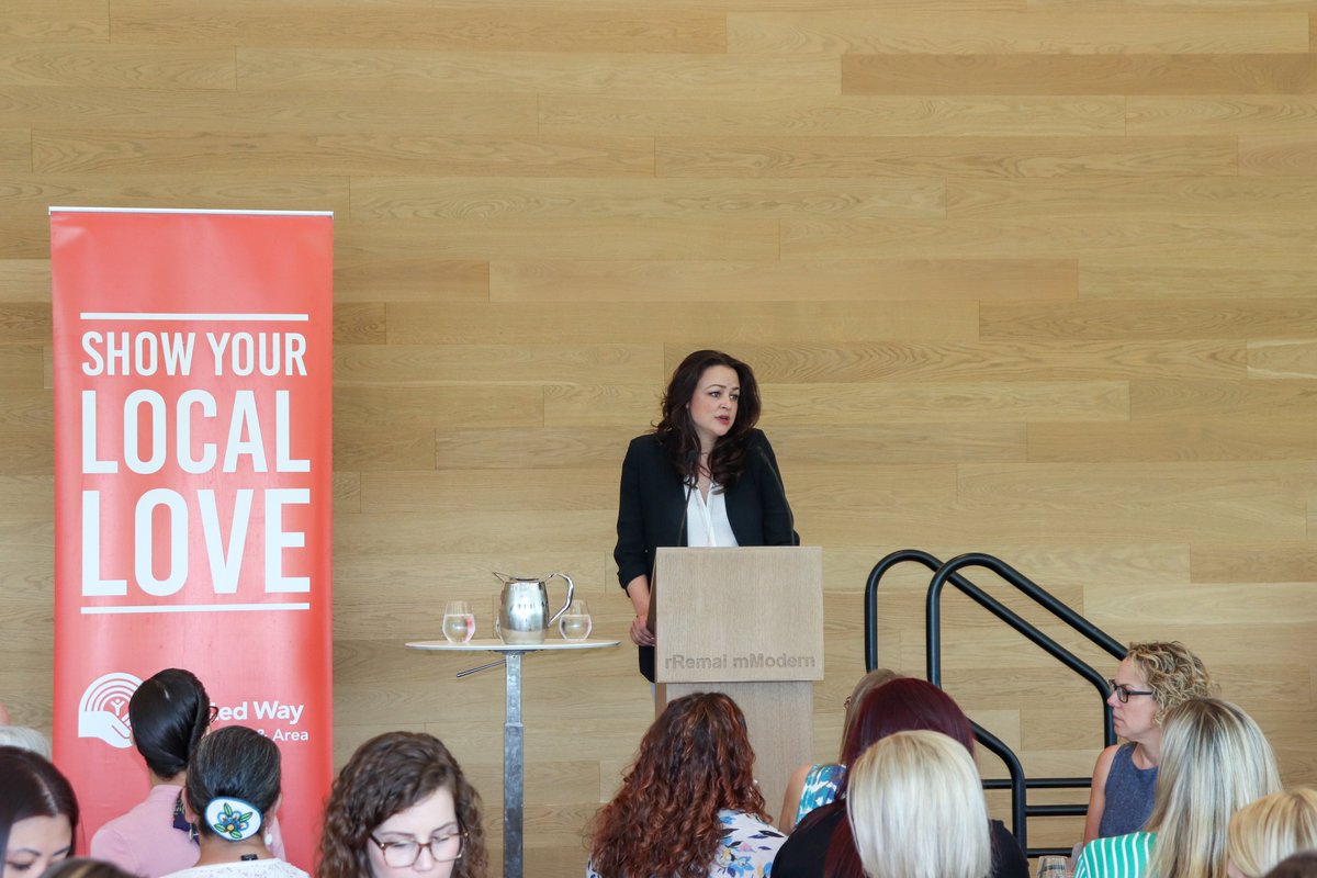 UnitedWayStoon's tweet photo. "Let's use our privilege to create opportunity for someone else." - Tanya Knight. 

Yesterday's Women Leading the Way Luncheon was full of amazing and inspiring women. We committed to solving #Unignorable issues here in our community and spreading #LocalLove. 

#wltw2019 #yxe https://t.co/iOYBHz14Ol