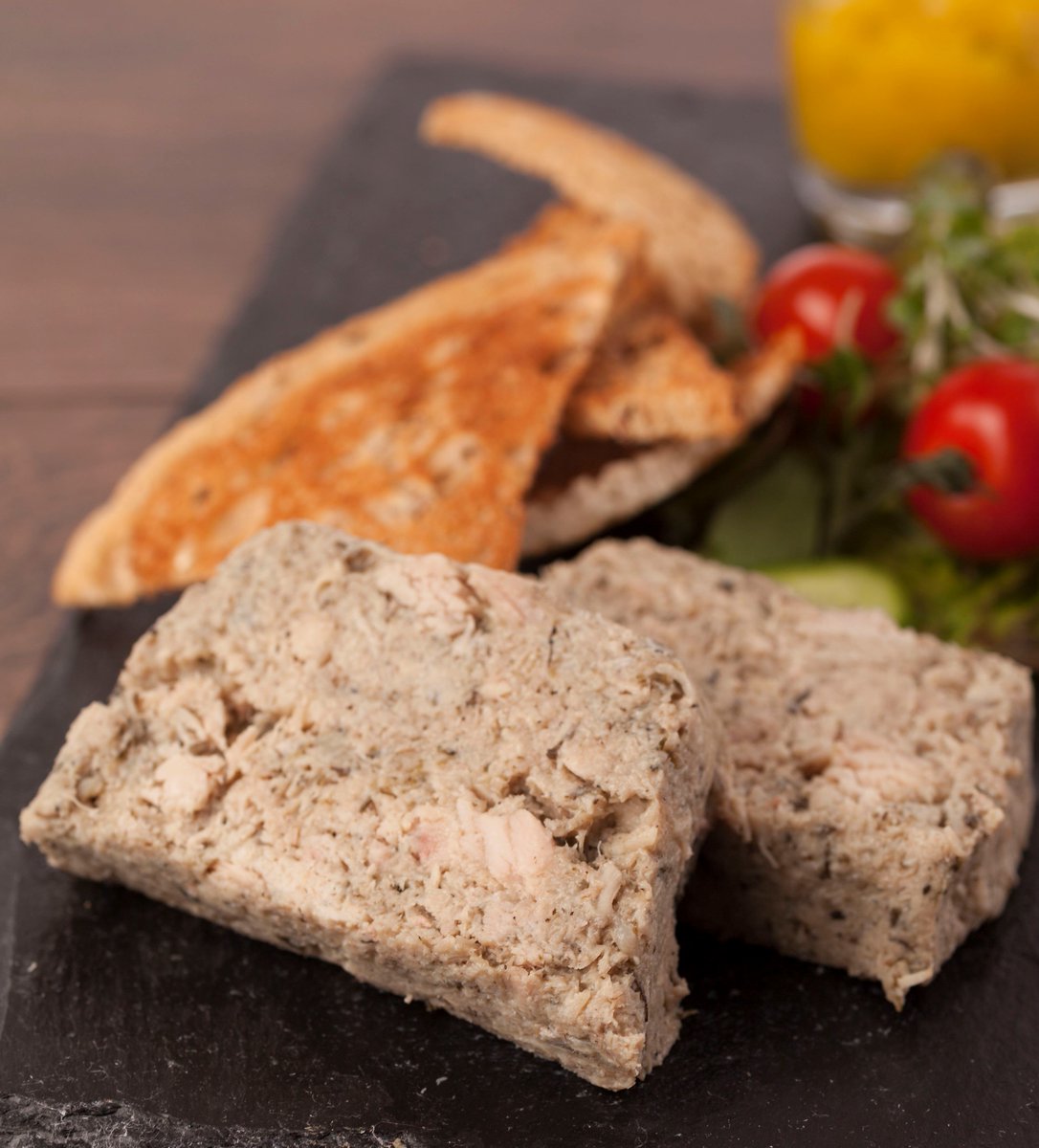 Innovate_Foods's tweet image. Have you tried our delicious new Chicken, Garlic &amp;amp; Thyme Terrine, made using fresh ingredients, carefully measured and then cooked slowly to trap in all the flavour? A must for your starters menu! innovatefoods.co.uk/products/chick… @ProChefRange