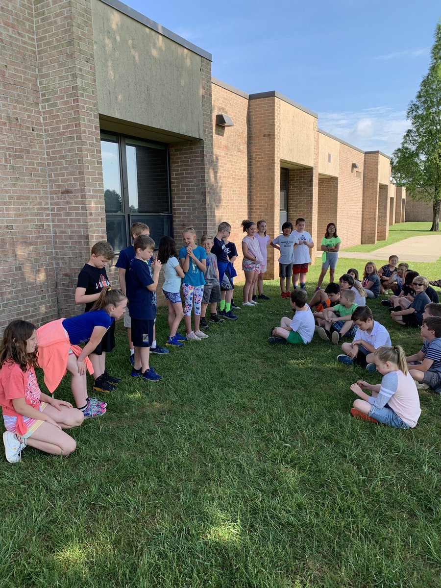 Congratulations to our top three third grade spelling bee champs! Way to go! <a href="/SESDRAMS/">SouthEasternSD</a> <a href="/FawnArea/">Fawn Area Elementary</a>