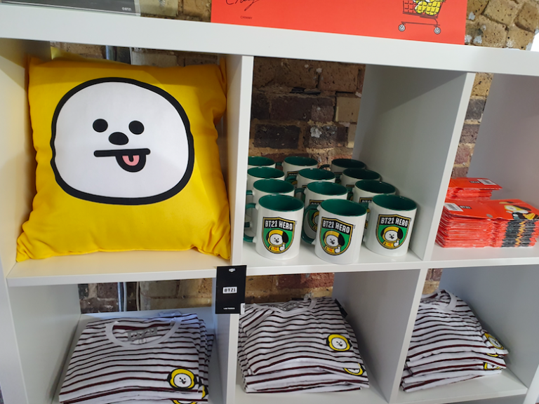WildBrainHQ's tweet photo. It's been quite a week for our @CPLG_hq team in the UK who recently brokered a deal with Bravado to create a pop-up shop offering a collection of @BT21_  merchandise, a collaboration between LINE FRIENDS and boy band @bts_bighit! Stop by Camden Market, London, until June 2! https://t.co/GCqtAMmyc5