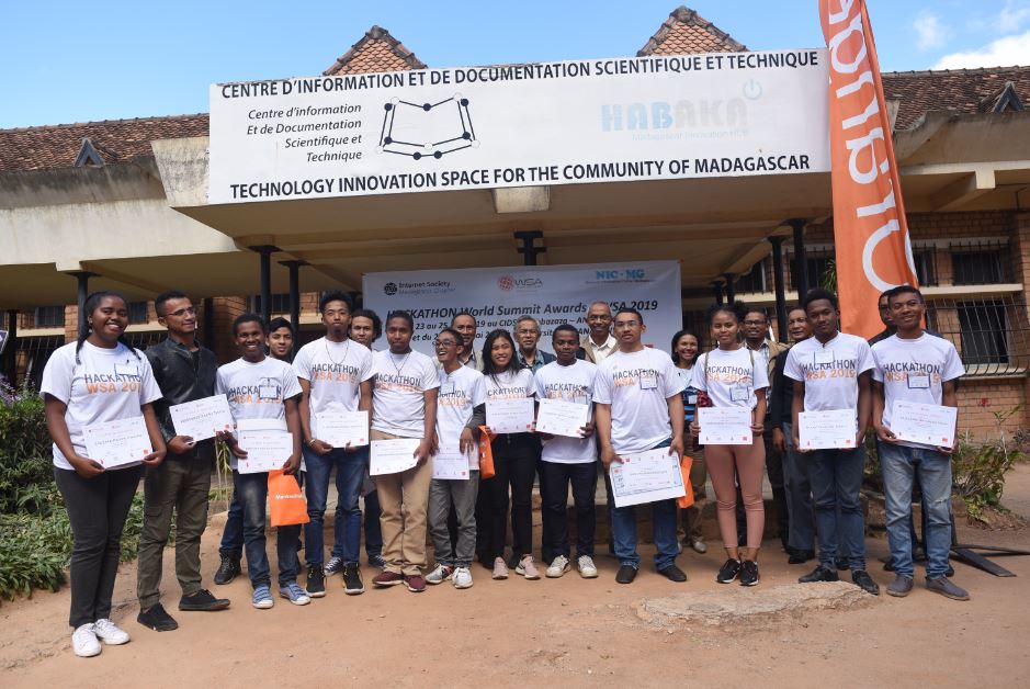isoc_madagascar's tweet photo. Ainsi s'achève le Hackathon WSA 2019 ! La prochaine étape ? Le World Summit Awards @univ_fianar @WSAoffice @ISOC_Africa @orange_mg @i_RENALA #nicmg #CIDST @univ_fianar https://t.co/vvWiK614NF