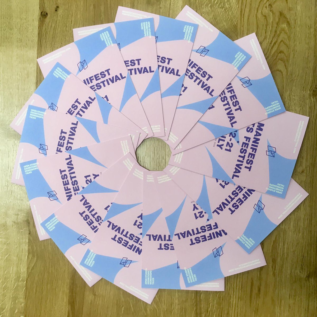 ManifestArts's tweet photo. Manifest Arts Festival 2019 programme launch here at our HQ @Workdotlife 
Check out the FULL programme on our website (link in bio):
50+ Events
350+ Artists
15+ Studios
ALL EVENTS ARE FREE!
12th-21st July 
 See contemporary visual art across Manchester, Salford, Bolton  &amp; Wigan https://t.co/O5BtqsmeRf