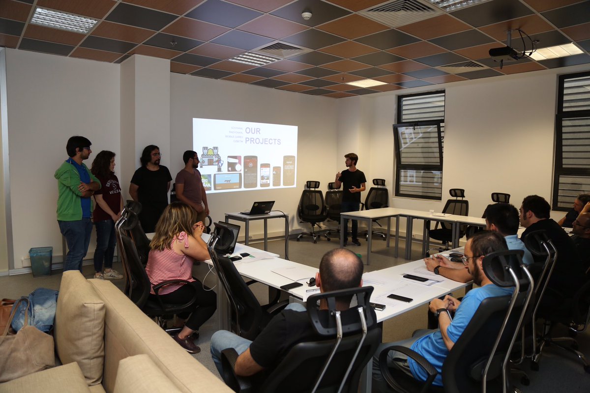 ali_erkin's tweet photo. Yeni dönem @ATOMinGames için seçmeleri gerçekleştirdik. 2008 yılından bu yana bu seçmelerden nice stüdyolar ve geliştiriciler katıldı sektöre. 
Jürimize destek veren @elifbb @ozgurkarayalcin @emekkepenek @TurkerKarahan @mevzun06, Arda Kılıç ve katılan geliştiricilere teşekkürler. https://t.co/bjqFiSztni