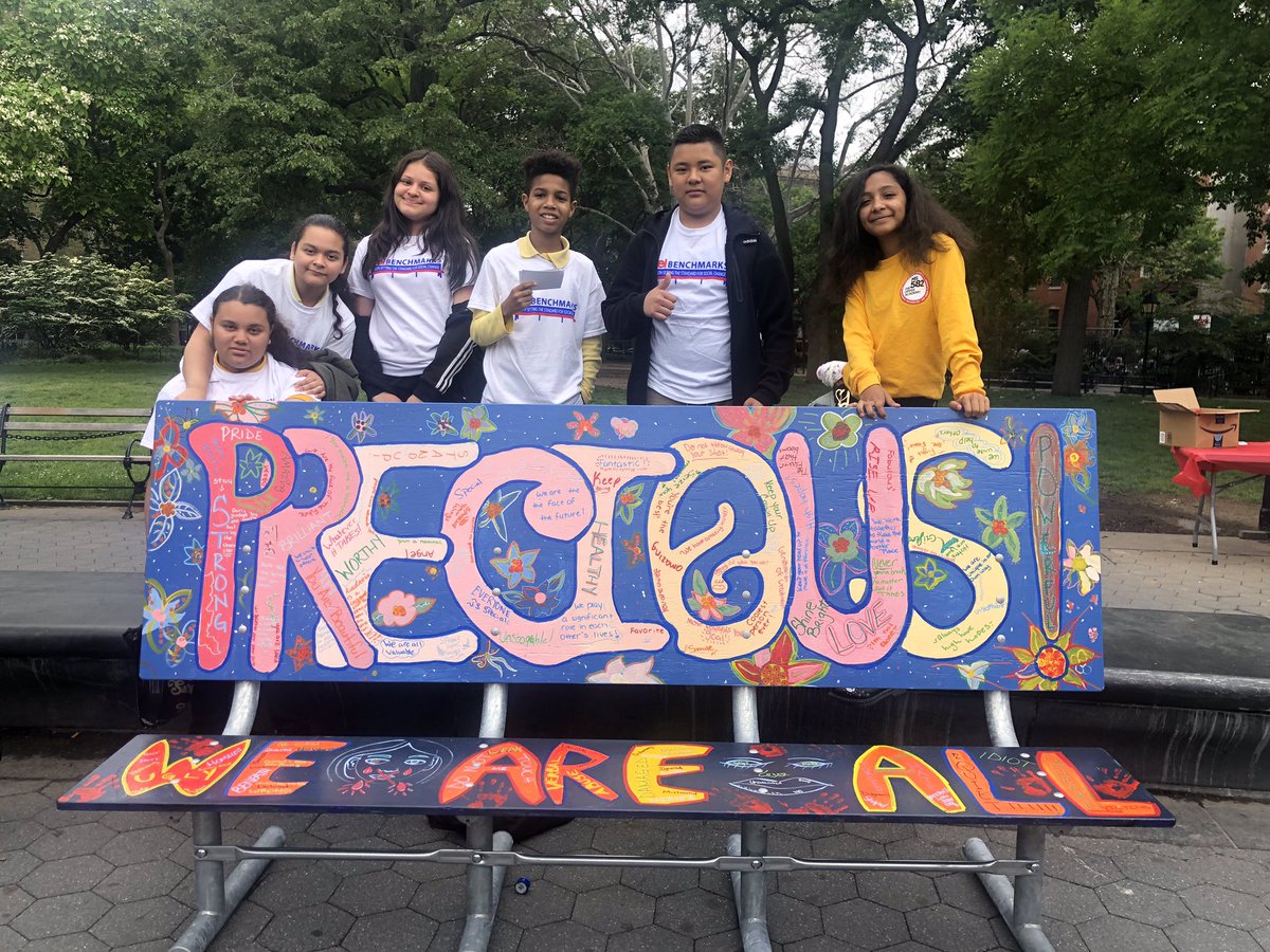 MS_582's tweet photo. βYouth setting the standard for social changeβ. This year, class 704 partnered up with @theCEI and local artists to create a social action mural on a bench which will be displayed city wide. #MS582 #ImagineYourFuture #SocialIssueAwareness https://t.co/KVWpJWvAio