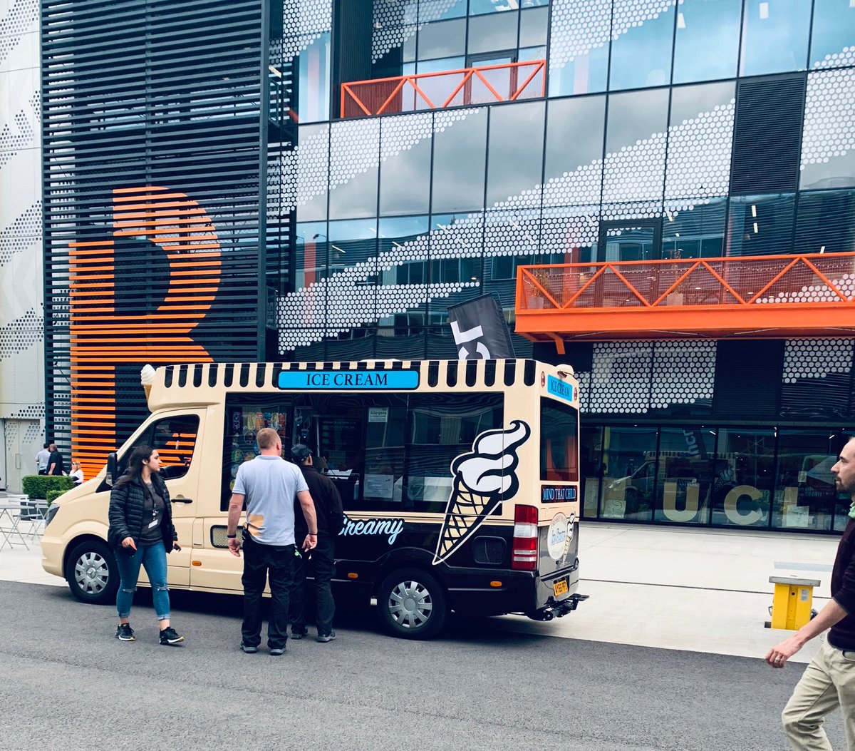 Can’t believe my luck. I’ve wanted a ‘99’ in a cone for the last two weeks &amp; where do I find one? Here at work ⁦<a href="/Plexalcity/">Plexal</a>⁩