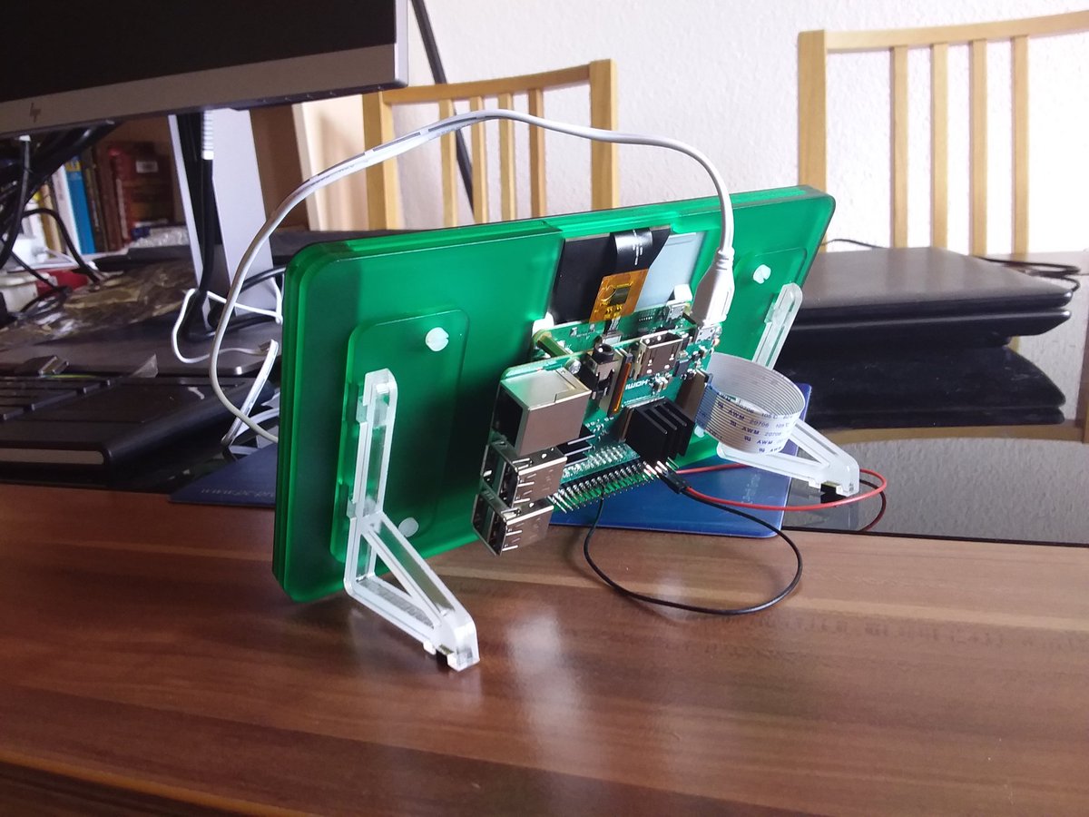wakefred's tweet photo. It's my #RapidsPI 
Wallet width and hight are too big for this screen, but who cares? I can stake with my #RaspberryPi 3b+ with Ubuntu Mate.

#RPD $RPD #RapidsRPD @RapidsRPD 
#MassAdoption https://t.co/8BbE7CwKKQ