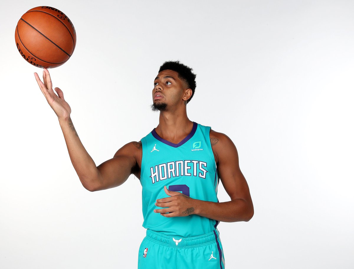 Join us in wishing @jlamb of the @hornets a HAPPY 27th BIRTHDAY! 

#NBABDAY #Hornets30