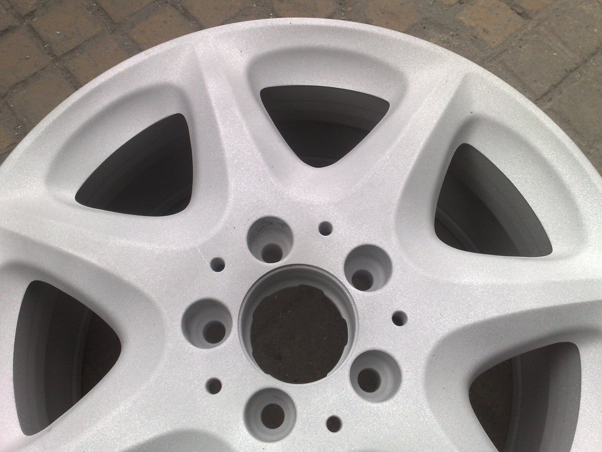 TheWheelMedics's tweet photo. The Wheel Medics specialise in alloy wheel refurbishment and wheel repairs. We acid dip and sandblast all our wheels before completely powder coating them all over.
#PowderCoatingAlloys #AlloyWheelRefurbishment
#DamagedAlloyWheel #DiamondCutAlloys
https://t.co/gtiysDIDNN https://t.co/HIwz9tOVBI
