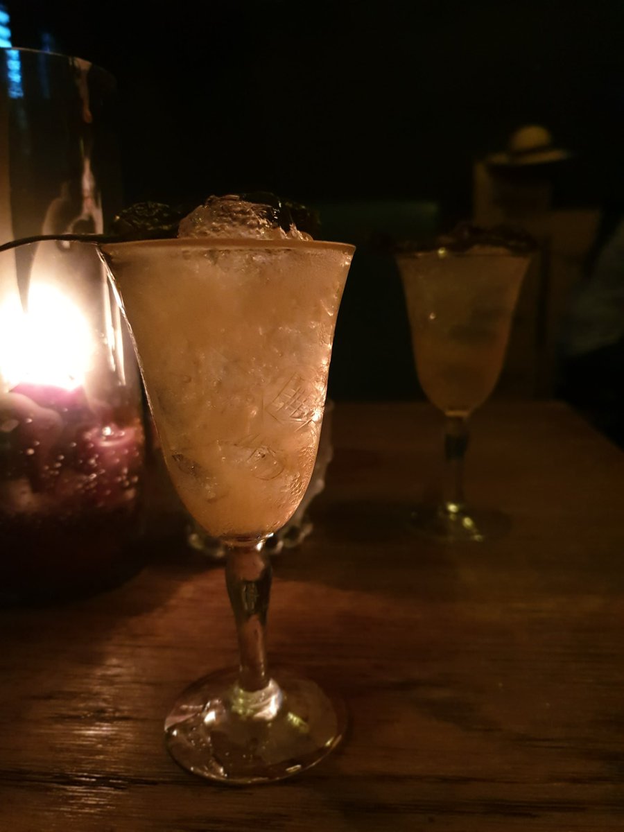 mrfast7's tweet photo. Oriental Elixir 🍸
10A Haji Lane.
Drinks at $25 nett.
Mon - Sat. 6pm onwards.
#sgbar #barsg #goodbarsg #Singapore https://t.co/23Fm5OWsGc