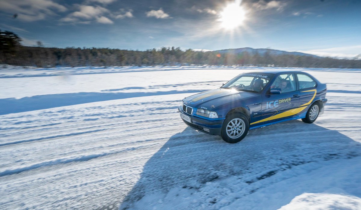 IceDriver's tweet photo. #ThrowbackThursday #icedriver19 #memories #icedriving #norway #bmw #winterdrivertraining #Geilo #Dagali #icedriver #familybusiness https://t.co/daA830Rnkk