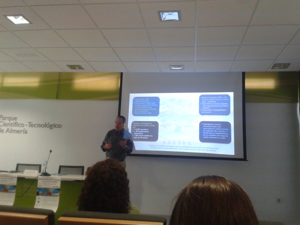 JAGGER0779's tweet photo. Extraordinaria jornada "#EmprendimientoSocial y #Cooperativismo" hoy en @ualmeria con #CoEficienteEmpresarial, @FAECTA_, #VIDAMAR, #HUEVOSBRETONES y #COIAUTISMO @EmprenderUAL https://t.co/Iyl7qNsXLg
