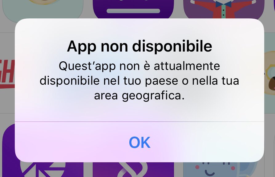 EmanueleCavalli's tweet photo. Acquisto e scarico #WatchChat ieri. Oggi smette di funzionare e sparisce dall’#AppStore. Anche a voi ha smesso di funzionare sull’#AppleWatch? https://t.co/sWC9E3nAHh