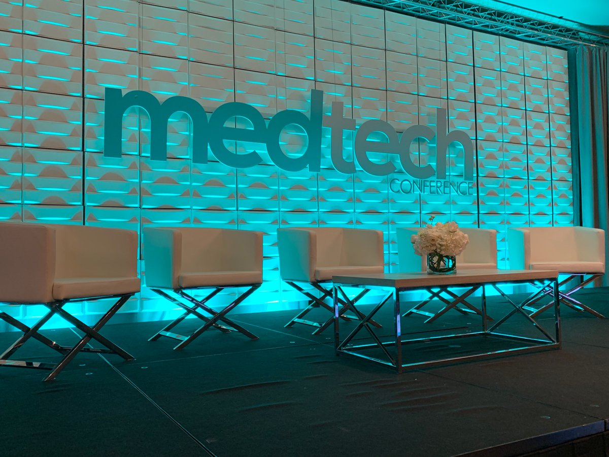 MedTechTom's tweet photo. Thank you to the 300-plus attendees gathering here today at #Medtech's meeting. Show starts soon. @MedtechTalk https://t.co/t7sQIYNGTb