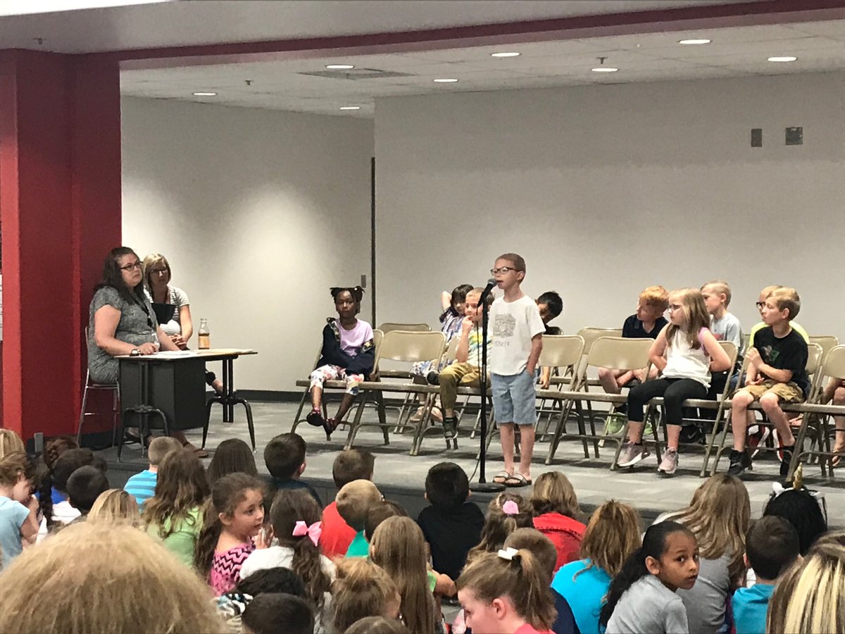 mrsmeitz's tweet photo. Grade 1 spelling bee! #BHESpowerup https://t.co/scgNw5JZE4