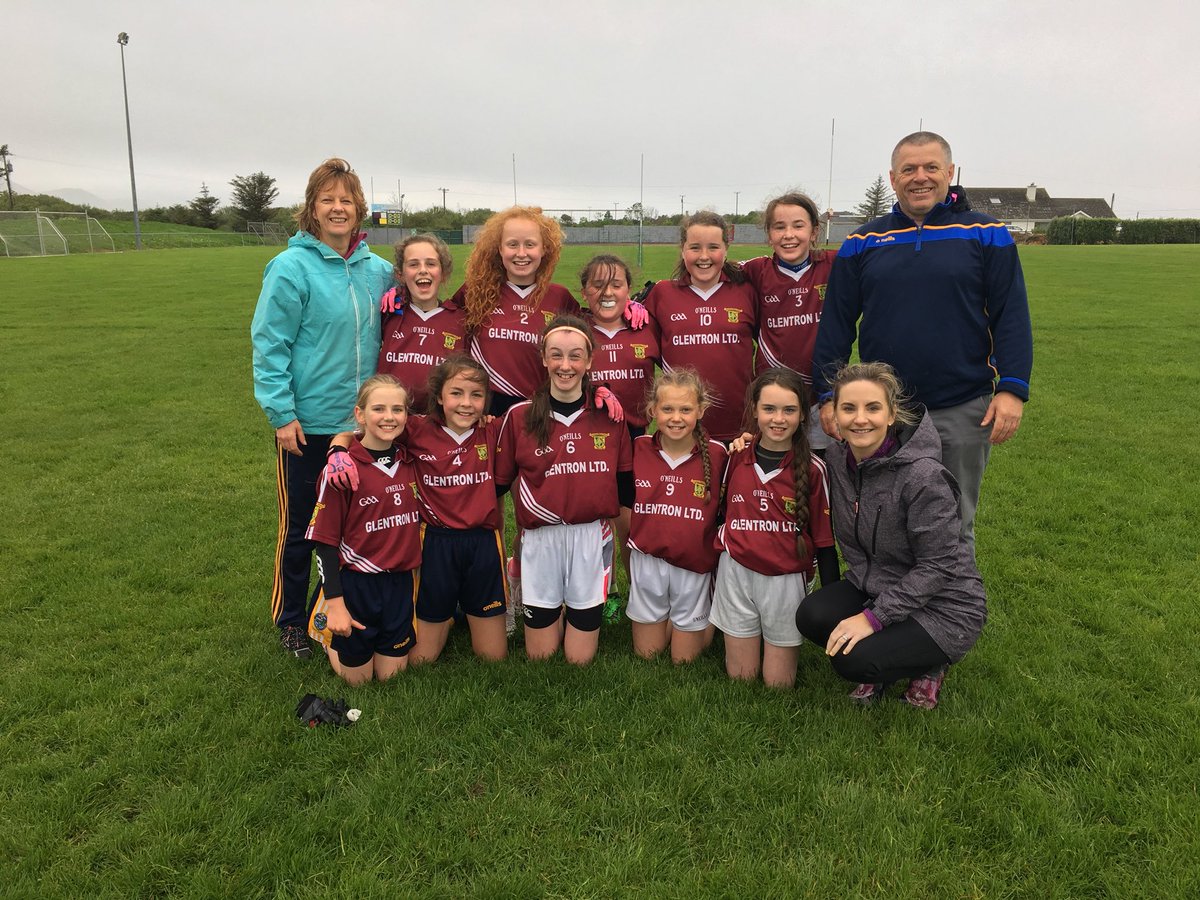 lucylu280's tweet photo. @CumannNa Best of luck to Knockanes NS Girls in the 3 teacher County Final vs Scoil Naomi Eirc at 4pm in Austin Stack Park, Tralee 🏐🤩👍🏻🏐 https://t.co/VdKYF8PuMu