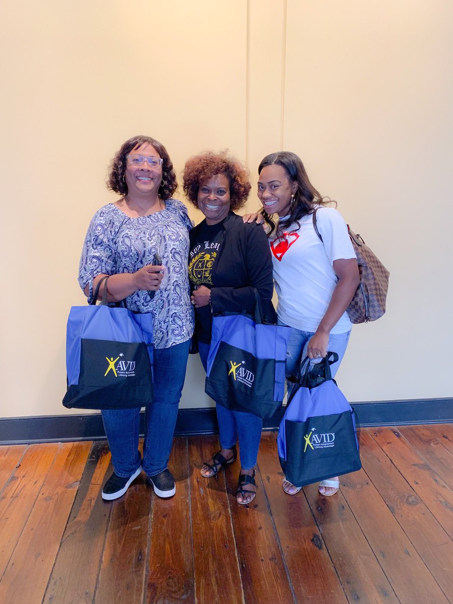 KnightsNook's tweet image. Kicking off Summer PL by getting #AVIDIZED #day2 with @SanfordsKinders @iwhittedsims