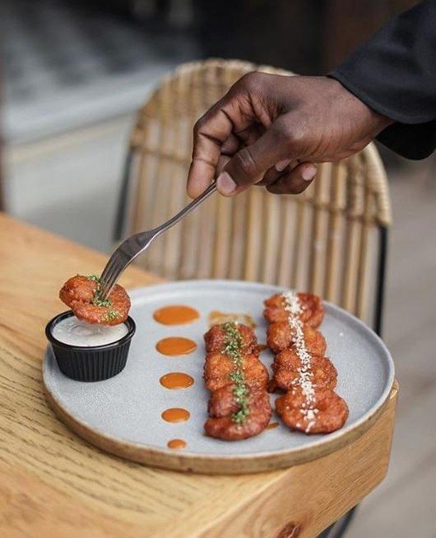 1765Gemini's tweet photo. Nearly the weekend! Where’s everyone dining out this weekend? ⠀
We’ve got a craving for Chili Maple Shrimps from ⠀
@madness.uae⠀
Plate - from our obsession range. See the full collection in store. ⠀
⠀
#nowqualityhasastore #madness⠀
#food #foodie … https://t.co/nj0dUZG32g https://t.co/RSKc3M9k0x