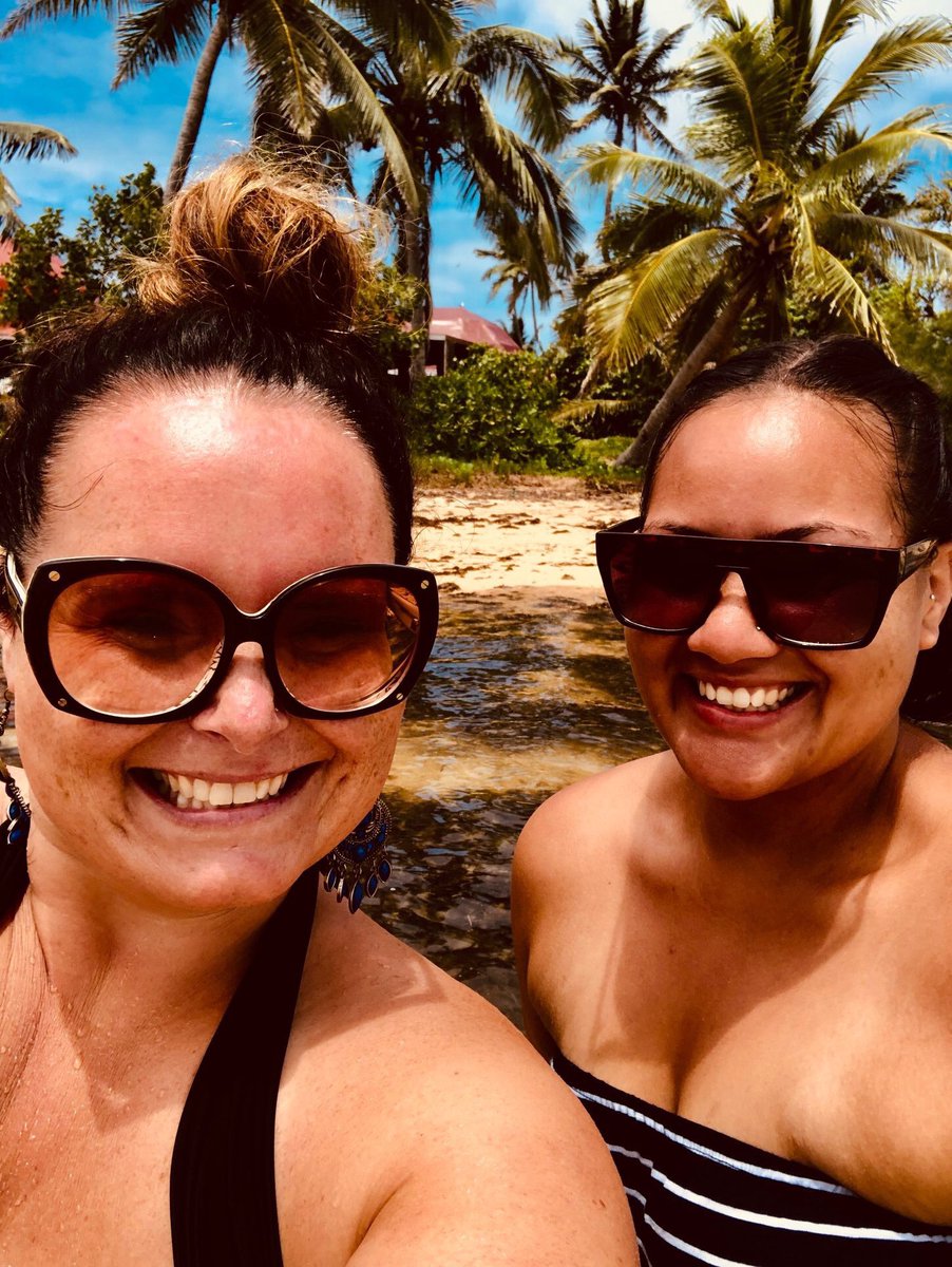 MirandaFrijns's tweet photo. Great food 🍔 delicious cocktails 🍸, meeting lovely people 🌸, soaking up the sun ☀️, swimming 💦, snorkelling 🐠.. This is what I call happiness 🙏🏻💖🏝✨
 
#wanderlust #polynesia #tonga #island #travelblog #paradise #digitalnomad #bucketlist #happiness #beach #travel #worldtrip https://t.co/4ZL3ehrYQp