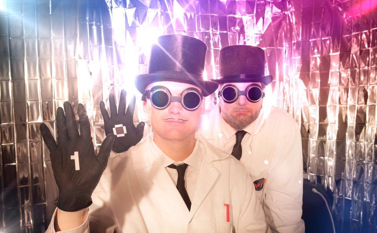 Am Freitag den 6.9.2019 werden unsere EGOamps in Krefeld auf dem Electric Mushroom Festival zu sehen und zu hören sein!
Weitere Infos unter : facebook.com/ElectricMushro…  :) Wer Zeit &amp; Lust hat, kommt vorbei!
#EGOamp #Support #Krefeld #ElectricMushroomFestival #EGOManicManiacs