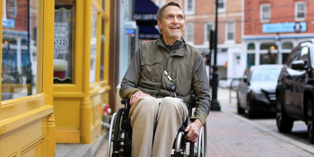 UofNH's tweet photo. Our @unhchhs nursing students helped gather data in this wonderful new project from @Access03801. Learn more from @MemoryWell: https://t.co/w3vDHlgq70 #ADA #UNHNursing #PortsmouthNH https://t.co/mfvZdyhU91