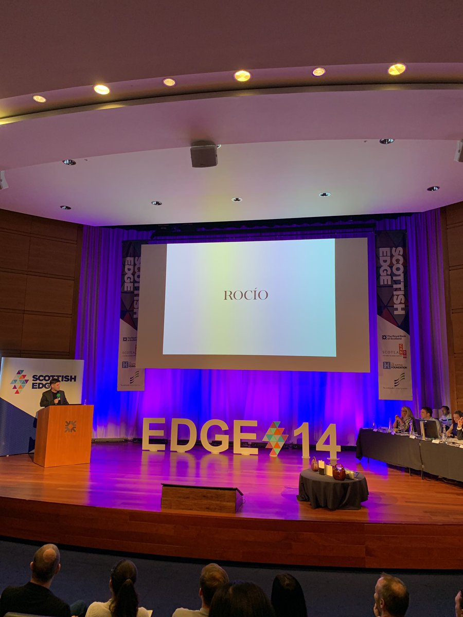 Barbara36184419's tweet photo. #EDGE14 Handbag envy listening to @rocio_uk pitch about their hand carved solid sustainable wooden bags! They look amazing and irresistibly different https://t.co/5WAZ3veHnb