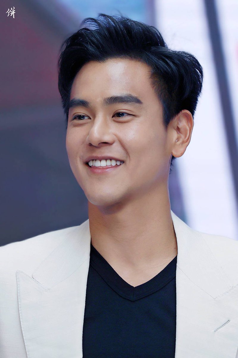 EddiePengTh's tweet photo. 30 • May`2019
Weibo update
#EddiePeng &amp; #IndelB event 
at Shanghai Magnolia Squares 

Prince and Charming today

#彭于晏 | #Yuyanpeng 
#Pengyuyan 
Cr : in pics https://t.co/biBO3lOfKg