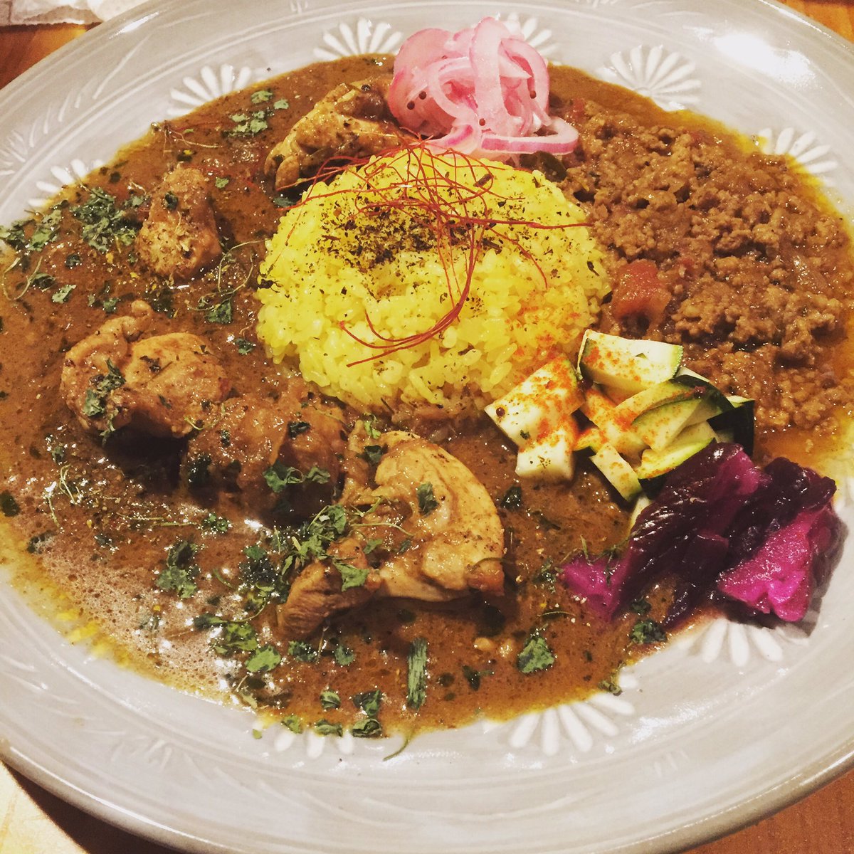 UTCHY_SNOT_MAG's tweet photo. @spice_curry_abyss 🍛🍛🍛
美味し‼️
7/20(Sat)の #MAGSIDE #93 も皆様お楽しみに😁😁😁
#numbthc
#theprisoner
#thatmeaningless
#facecarz
#royalty
#orangeklub
#splitsecond_mag
#nolimit https://t.co/nIYsE1YlGs